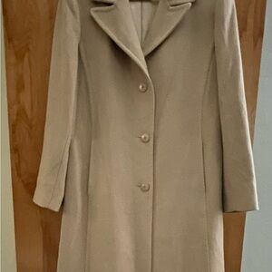 Elegant Tan Women's Coat
